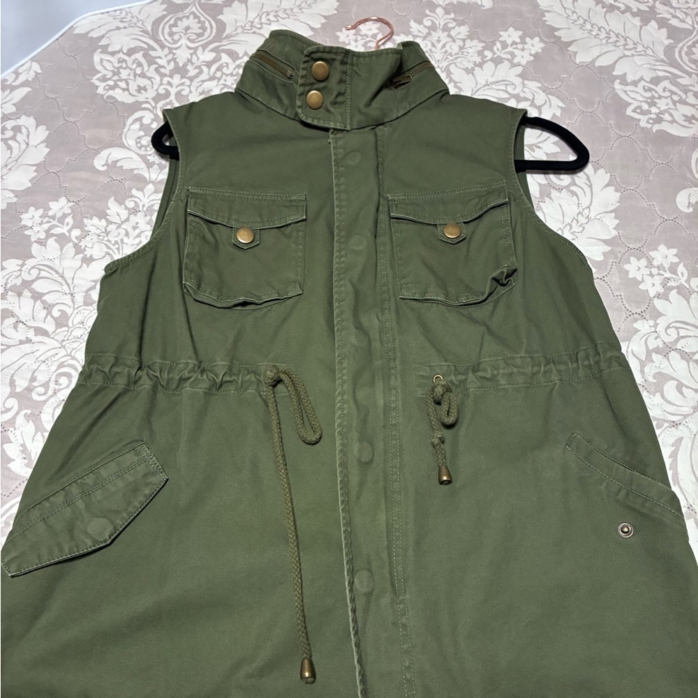 Pleione Olive Green Utility Vest